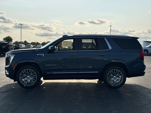 New 2026 GMC Yukon Denali w/ Sun & Power Step Package AWD/4WD image 10