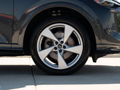 Certified 2025 Audi Q5 Premium w/ Premium Plus AWD/4WD image 34