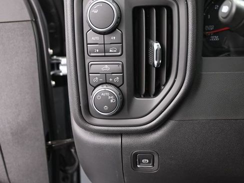 New 2026 Chevrolet Silverado 1500 Custom image 34