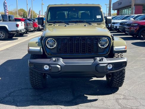 New 2025 Jeep Gladiator Willys image 8