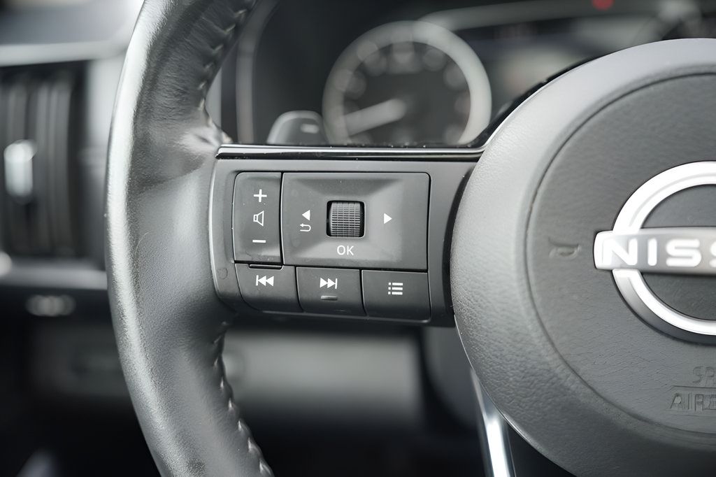 Used 2024 Nissan Pathfinder SL w/ SL Premium Package AWD/4WD image 29
