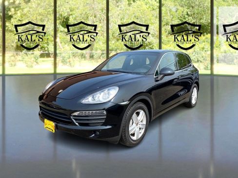 Used 2014 Porsche Cayenne S w/ Comfort Plus Package image 1