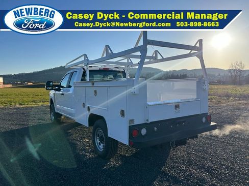 New 2026 Ford F250 XL w/ XL Chrome Package image 8