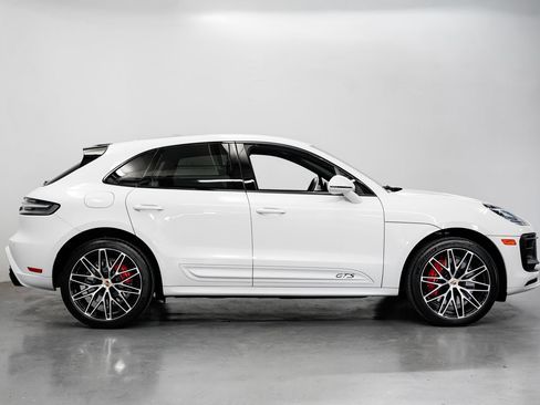 Used 2022 Porsche Macan GTS AWD/4WD image 2