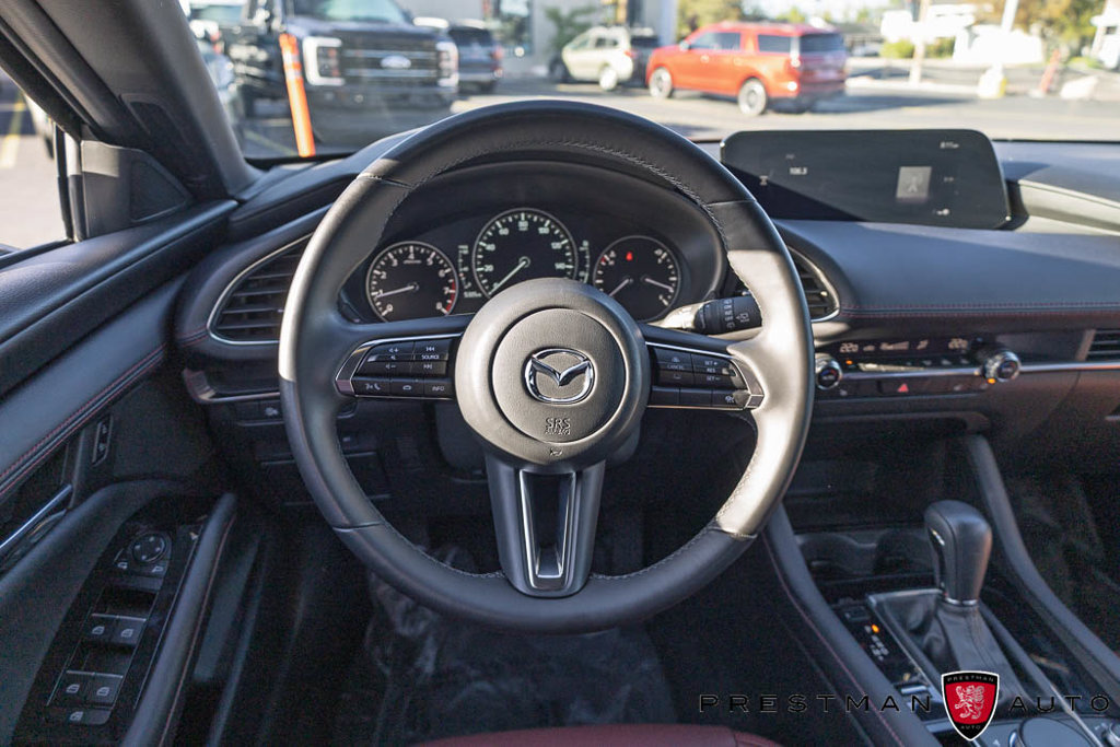 Used 2025 MAZDA MAZDA3 Carbon AWD/4WD image 2