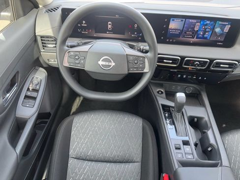 New 2026 Nissan Sentra SV w/ Floor Mat Package FWD image 15