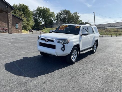 Used 2018 Toyota 4Runner SR5 Premium AWD/4WD image 50