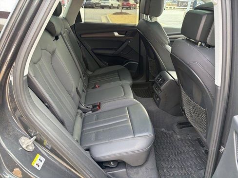 Used 2021 Audi Q5 Premium Plus w/ Premium Plus Package image 25