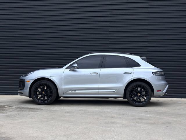 Certified 2026 Porsche Macan GTS AWD/4WD image 2