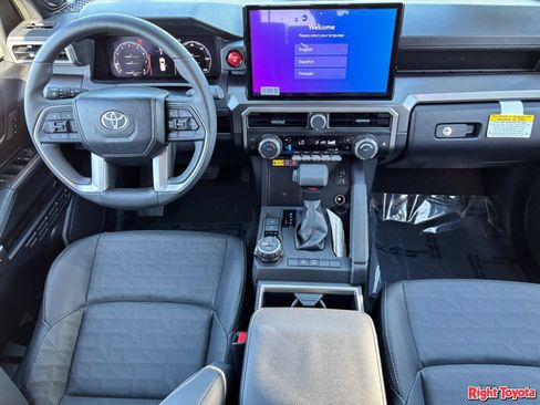 Certified 2026 Toyota 4Runner TRD Off-Road Premium AWD/4WD image 16