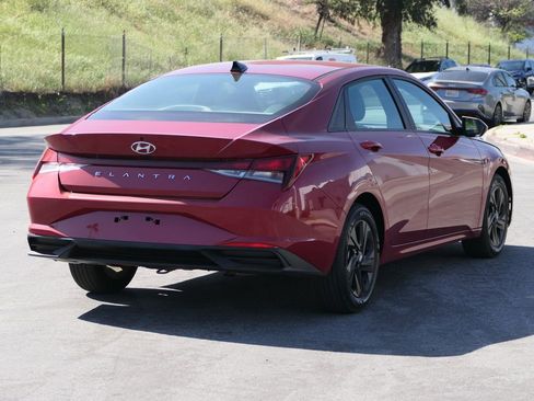 Certified 2023 Hyundai Elantra SEL image 2
