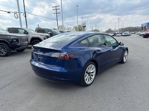 Used 2021 Tesla Model 3 Standard Range Plus RWD image 5