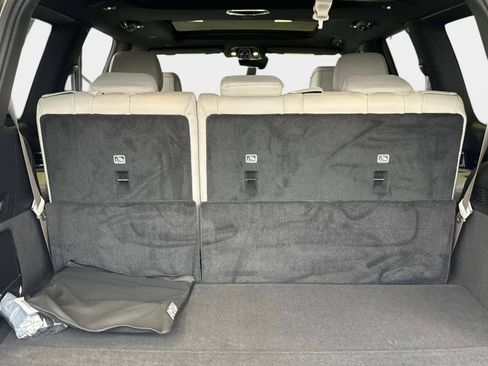 New 2026 Jeep Grand Wagoneer Summit image 11