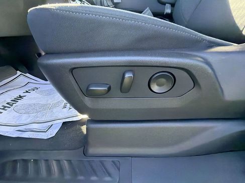 New 2026 Chevrolet Silverado 2500 Custom w/ Custom Convenience Package image 18