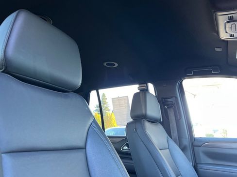 Used 2022 Chevrolet Tahoe Z71 image 14