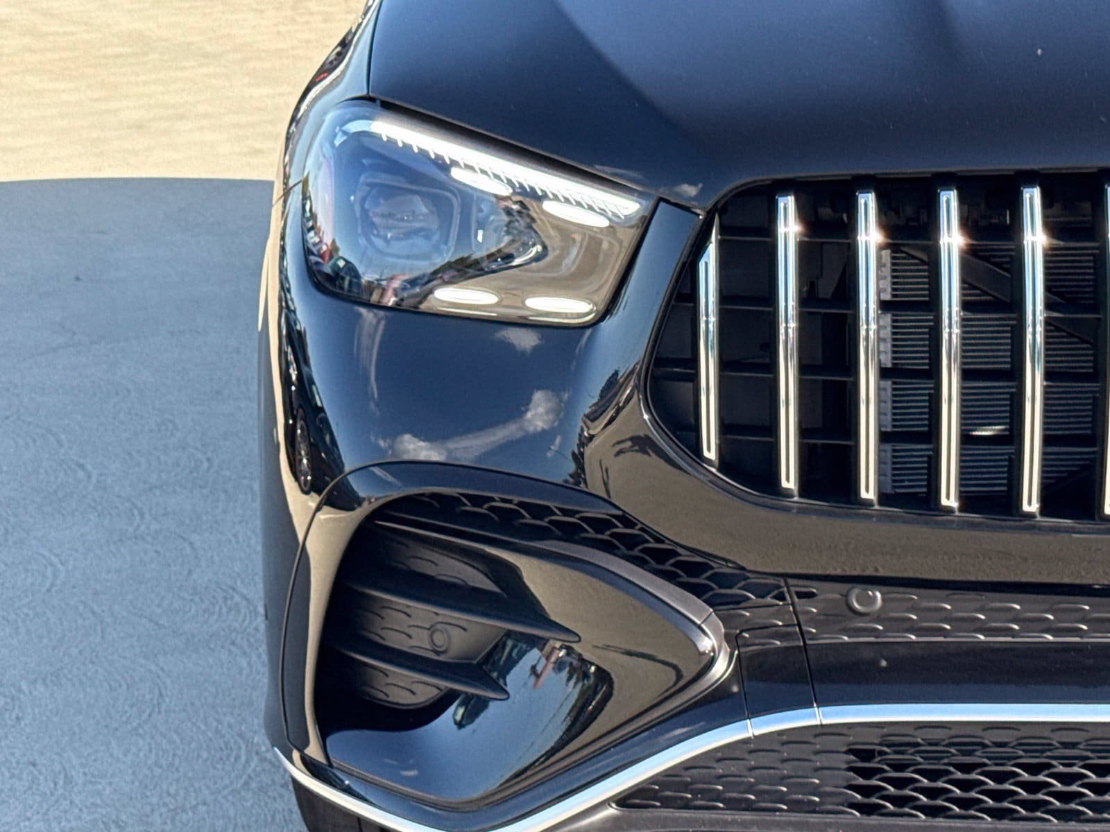 New 2026 Mercedes-Benz GLE 53 AMG 4MATIC Coupe image 5