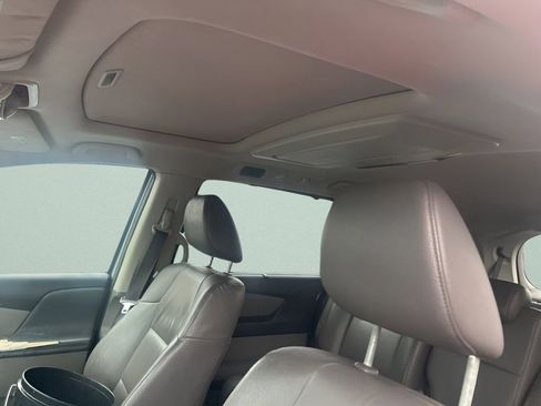 Used 2011 Honda Odyssey Touring image 19