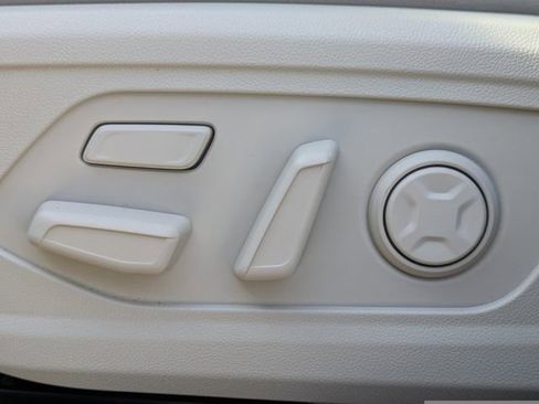 Used 2025 Kia Sorento SX Prestige image 22