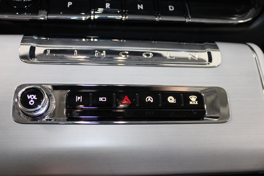 New 2027 Lincoln Aviator Reserve w/ Luxury Package AWD/4WD image 44