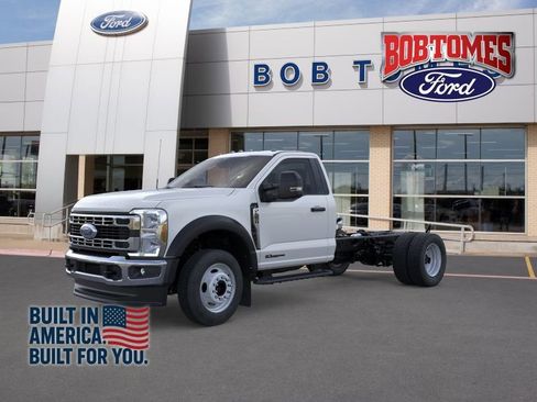 New 2025 Ford F550 4x4 Regular Cab Super Duty image 1