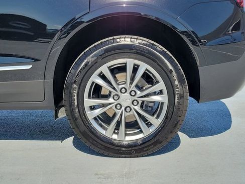 Certified 2022 Cadillac XT5 Premium Luxury FWD image 7