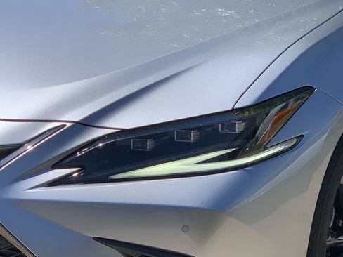 Used 2023 Lexus ES 350 F Sport w/ Accessory Package (Z2) image 6