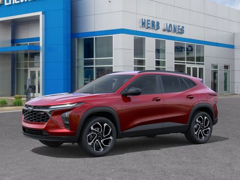 New 2026 Chevrolet Trax RS FWD image 2