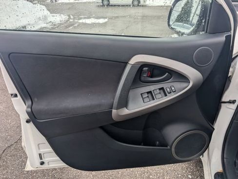 Used 2007 Toyota RAV4 Sport image 7