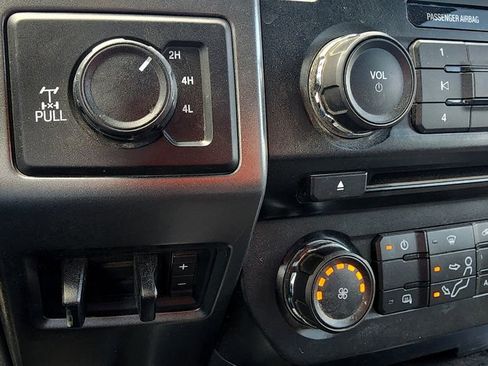 Used 2018 Ford F250 XLT w/ XLT Value Package image 24