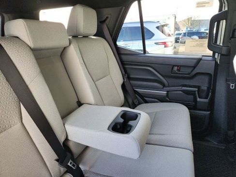 New 2026 Toyota 4Runner SR5 image 26