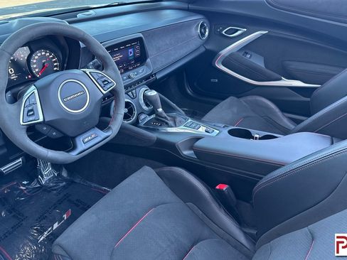Certified 2023 Chevrolet Camaro ZL1 RWD image 11