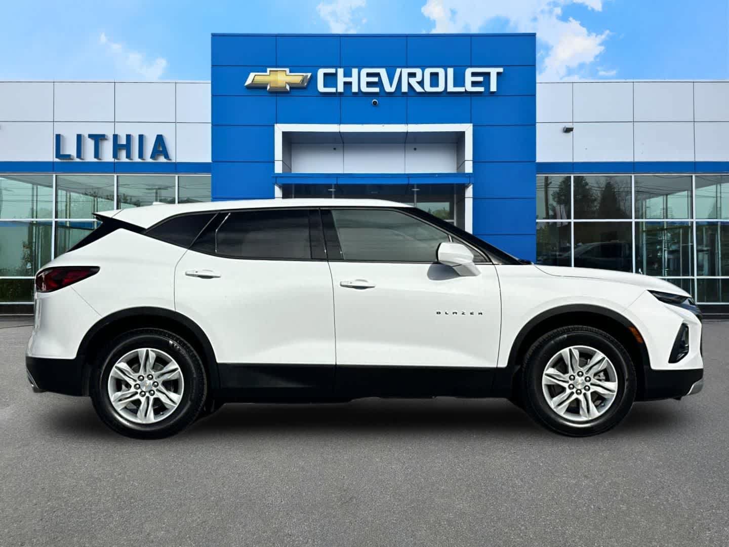 Used 2021 Chevrolet Blazer LT AWD/4WD image 8