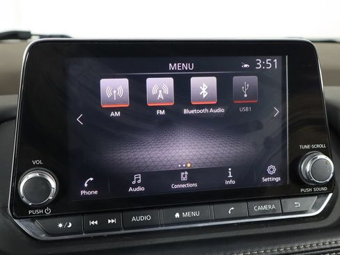 Used 2021 Nissan Rogue SL AWD/4WD image 36