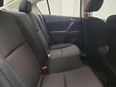 Used 2013 MAZDA MAZDA3 i Sport image 19