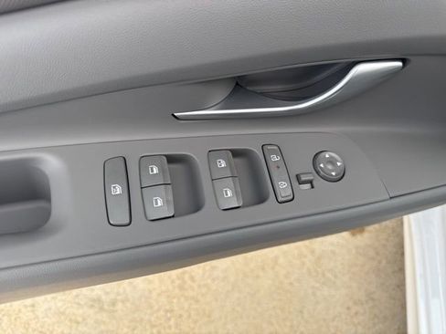 New 2026 Hyundai Elantra SEL Sport image 10