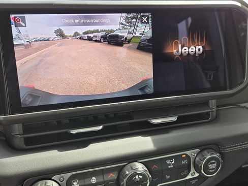 New 2026 Jeep Gladiator Mojave AWD/4WD image 9
