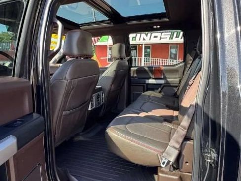 Used 2015 Ford F150 King Ranch w/ Equipment Group 601A Luxury AWD/4WD image 8