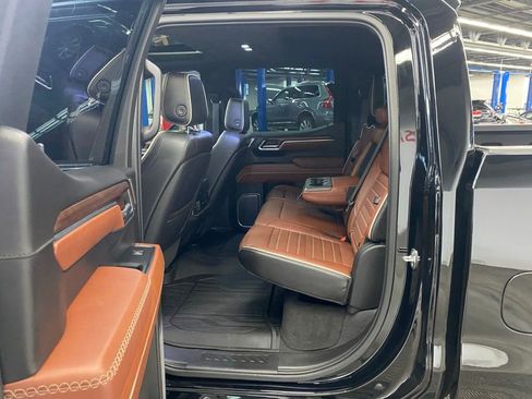 Used 2023 GMC Sierra 1500 Denali Ultimate image 13