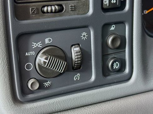 Used 2006 GMC Sierra 2500 SLE AWD/4WD image 10