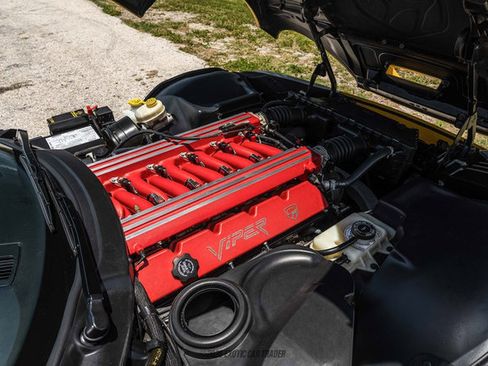 Used 2001 Dodge Viper GTS RWD image 15