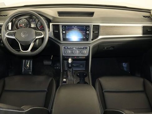 Used 2021 Volkswagen Atlas SE image 29