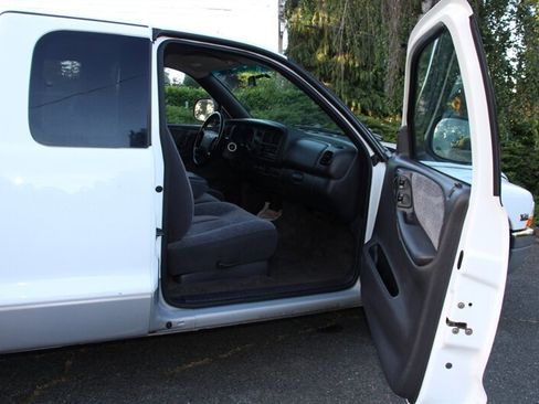 Used 1998 Dodge Dakota 2WD Club Cab image 13