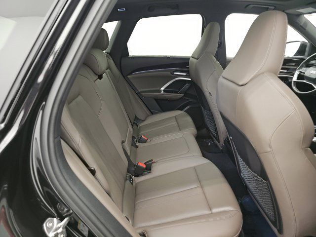 Used 2025 Audi Q5 Prestige AWD/4WD image 35