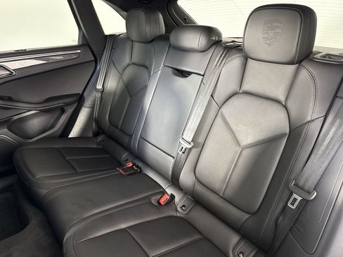 Certified 2026 Porsche Macan S AWD/4WD image 22