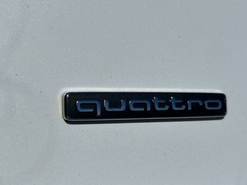 Used 2021 Audi Q5 2.0T Premium Plus w/ Premium Plus Package AWD/4WD image 25