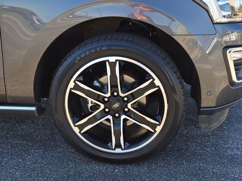 Used 2019 Ford Expedition Max Limited w/ Special Edition Package image 4