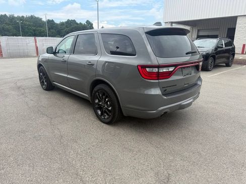 Used 2021 Dodge Durango R/T w/ Technology Group AWD/4WD image 9