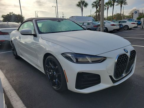 Used 2026 BMW 430i Convertible image 2