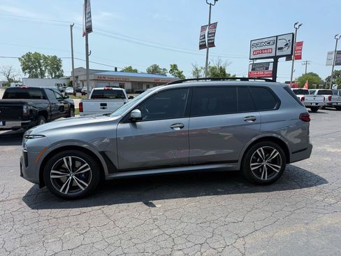 Used 2023 BMW X7 xDrive40i w/ Executive Package AWD/4WD image 4