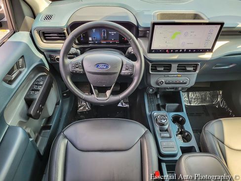 Used 2025 Ford Maverick Lariat w/ Black Appearance Package AWD/4WD image 13